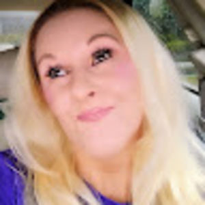 Meet your Posher, Sissy